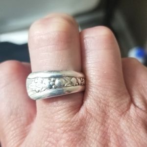 Vintage Rogers spoon ring
